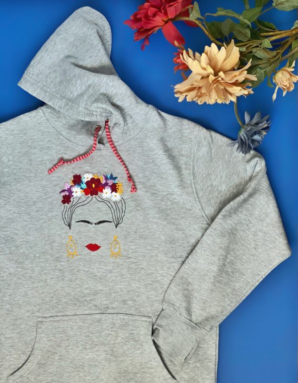 Sudadera de Frida bordada